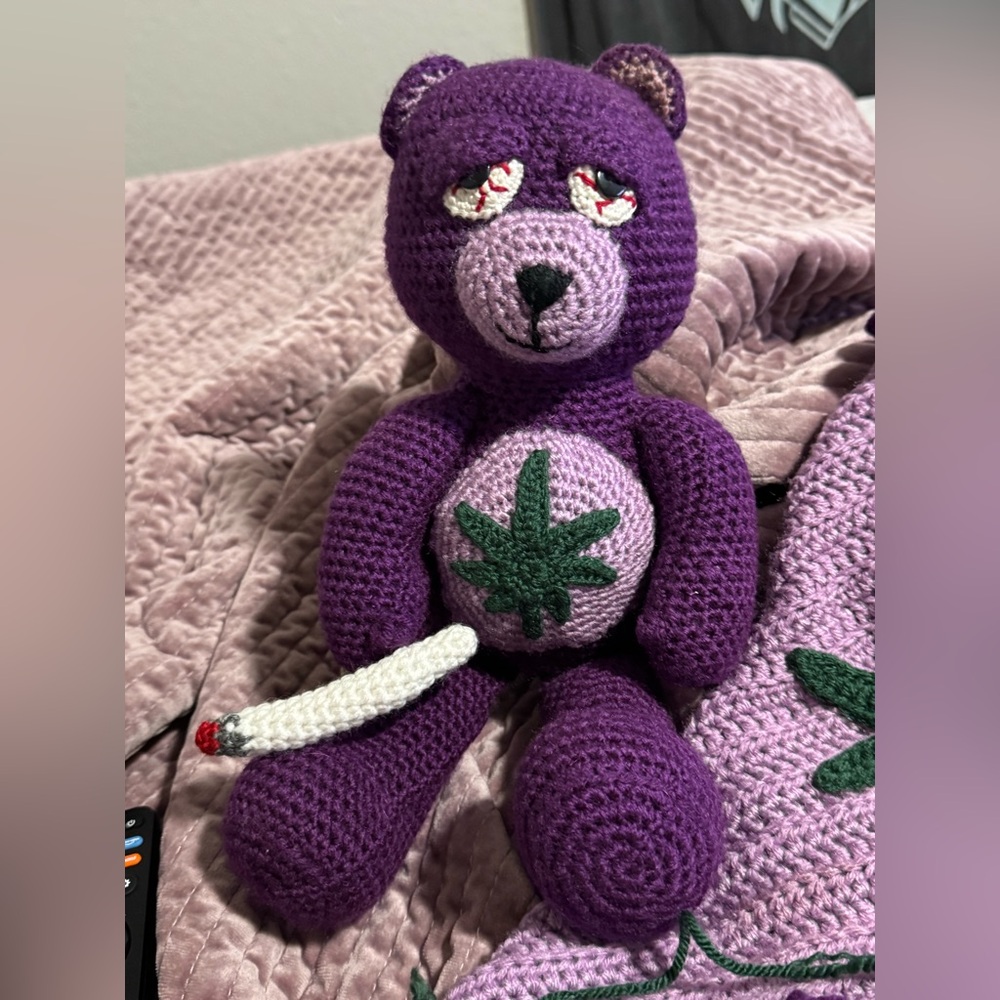 Stoned crochet bear